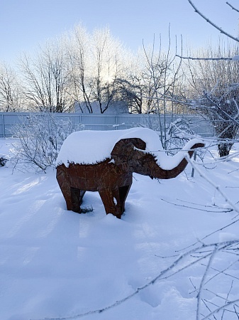 Sculpture «Baby elephant»