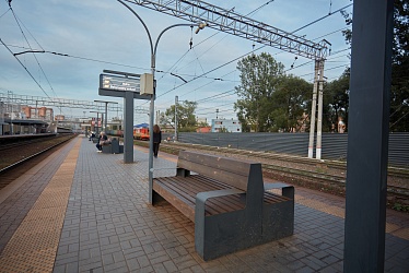 Railway platform, Odintsovo, Moscow region (2020)