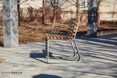 Bench Summer